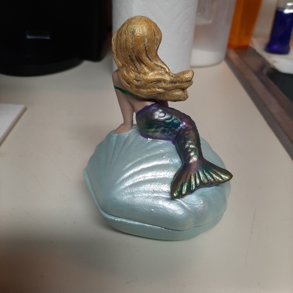 Hand painted Mermaid Trinket - Picture 10 of 10